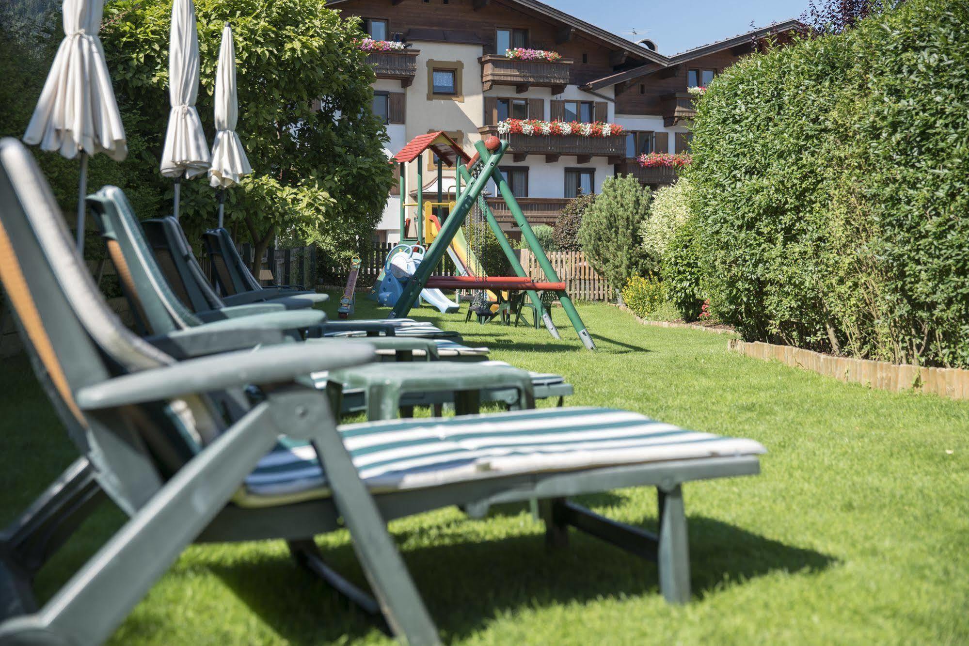 ריית אים אלפבכטל Angerer Alpine Suiten Und Familienappartements Tirol מראה חיצוני תמונה